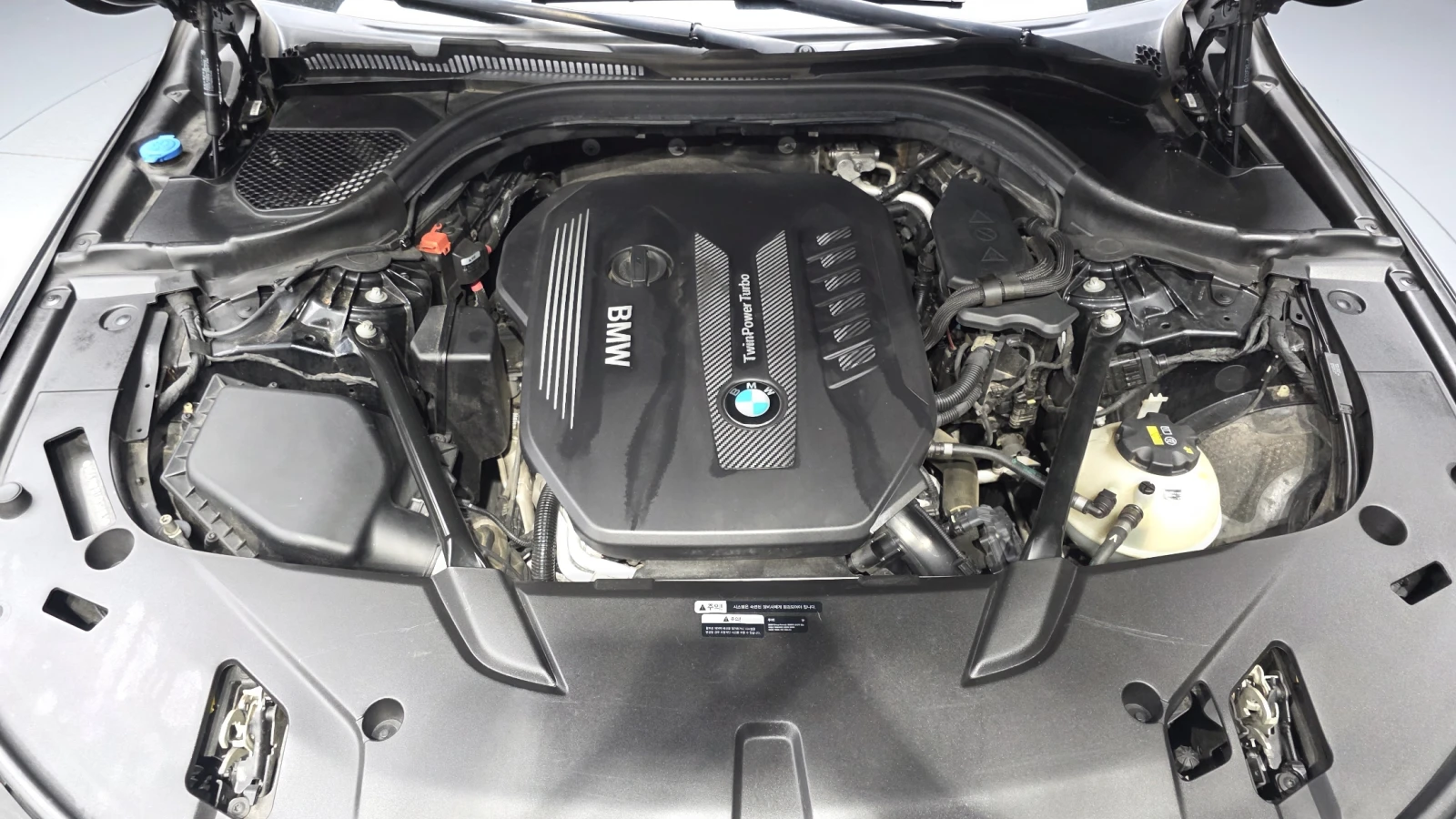 BMW 6 GT 630d* BLIND SPOT* 360* ��. ��������* HUD* ������ � | Mobile.bg � ����������� 6