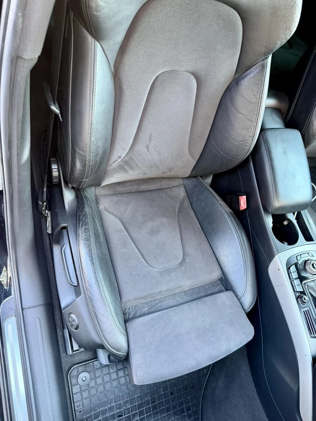Audi A4 2.0 TDI Дисторник, Carplay, снимка 7 - Автомобили и джипове - 55770736