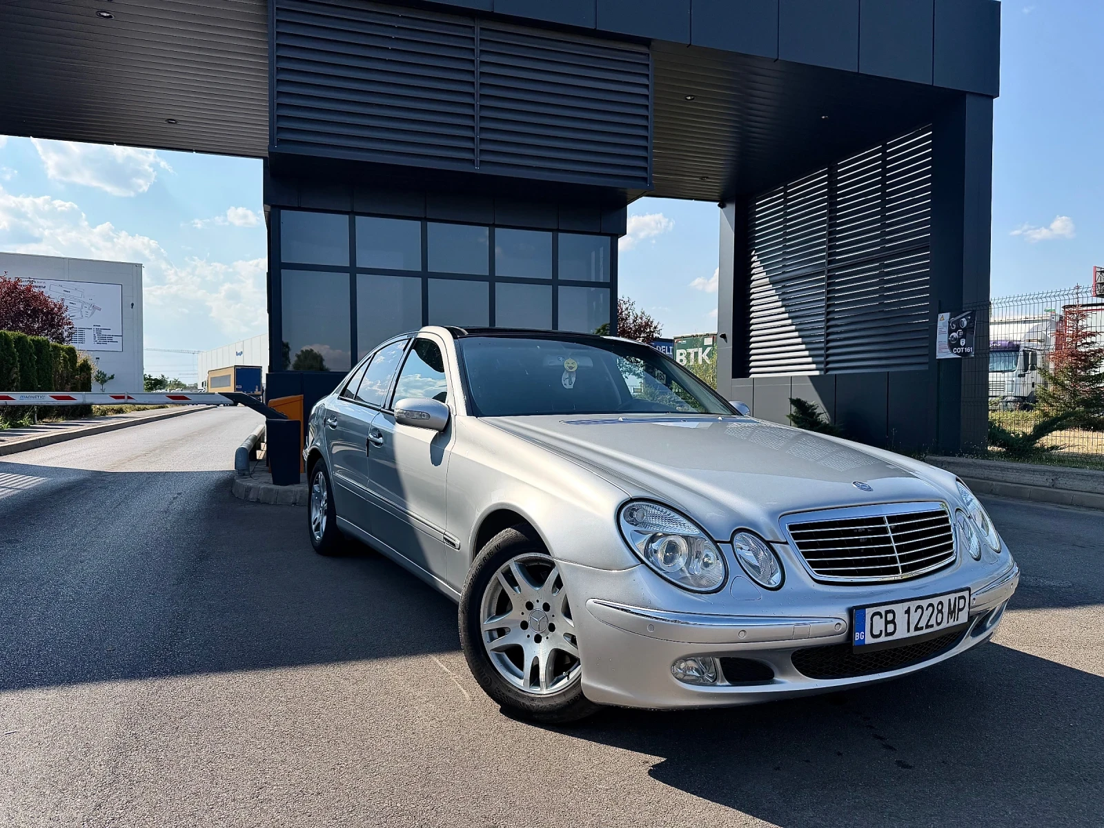 Mercedes-Benz E 320 Panorama/Подгрев/Обдухване