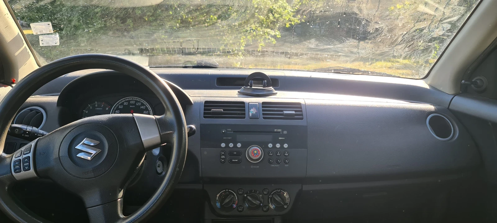 Suzuki Swift, снимка 9 - Автомобили и джипове - 55958042