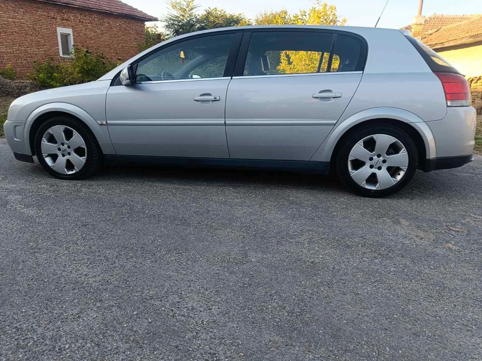 Opel Signum, снимка 3 - Автомобили и джипове - 56349125