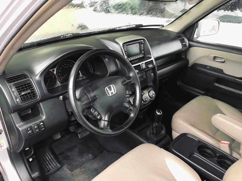 Honda Cr-v 2.2CTDI Executive, снимка 11 - Автомобили и джипове - 47237218