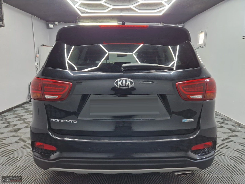 Kia Sorento Platinum Edition/200HP/4X4/PANO/LED/CARPLAY/260b, снимка 7 - Автомобили и джипове - 47604635