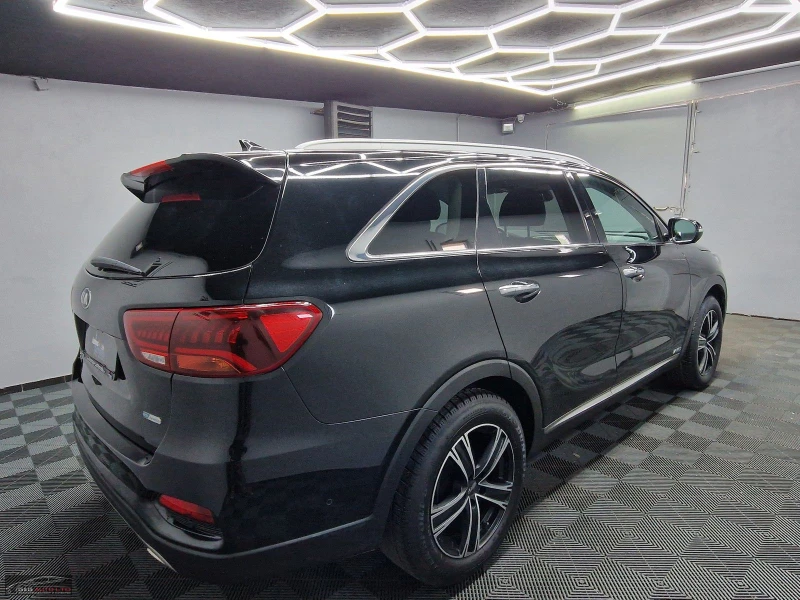 Kia Sorento Platinum Edition/200HP/4X4/PANO/LED/CARPLAY/260b, снимка 6 - Автомобили и джипове - 47604635