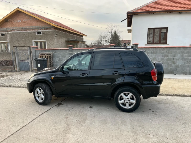 Toyota Rav4, снимка 4 - Автомобили и джипове - 48865842