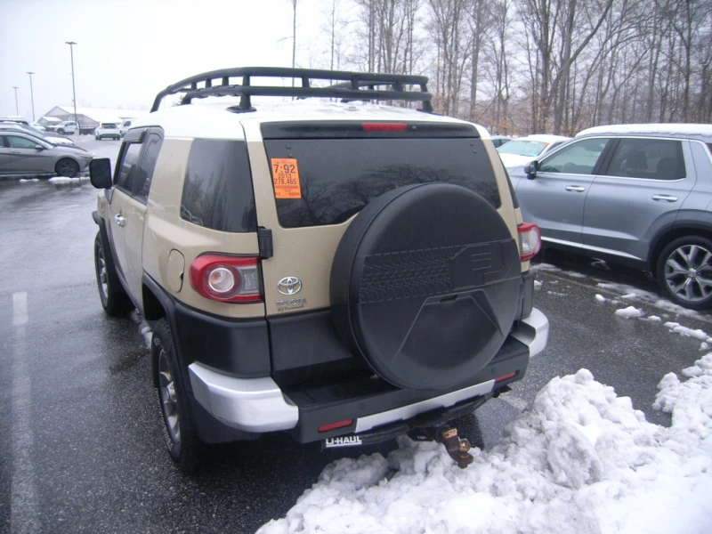 Toyota Fj cruiser w/Rear Doors, снимка 4 - Автомобили и джипове - 49240007