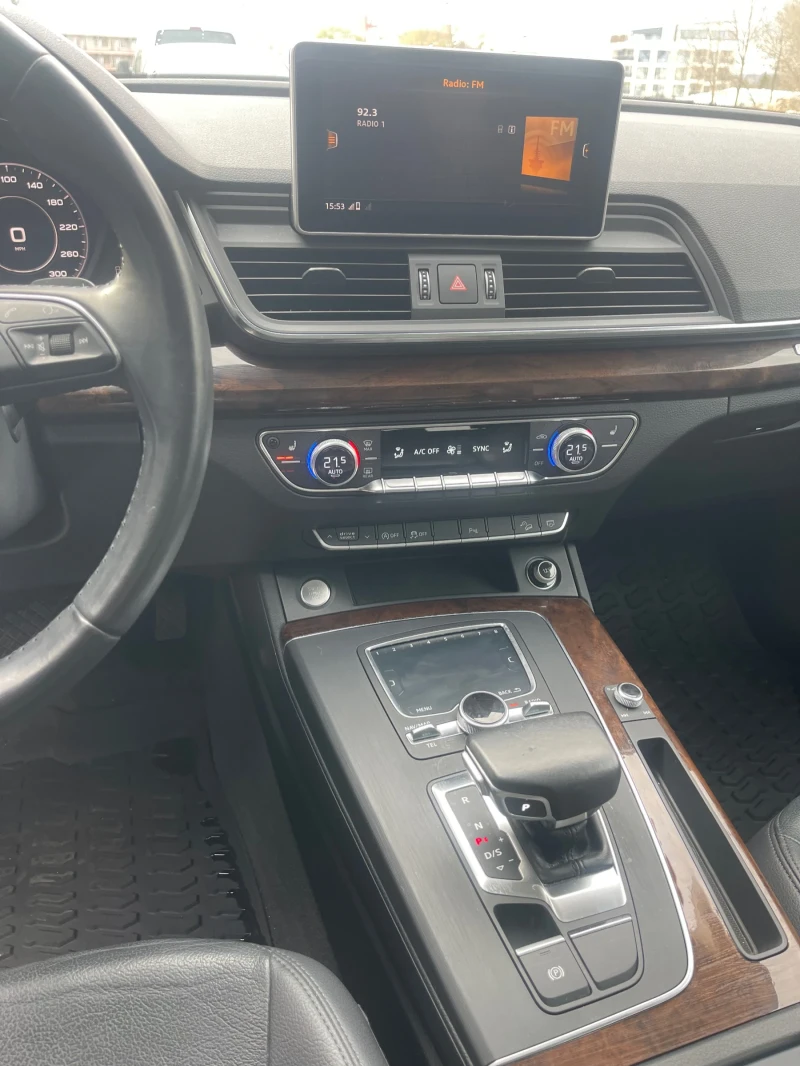 Audi Q5 PREMIUM PLUS 2.0 TFSI, снимка 9 - Автомобили и джипове - 49848451