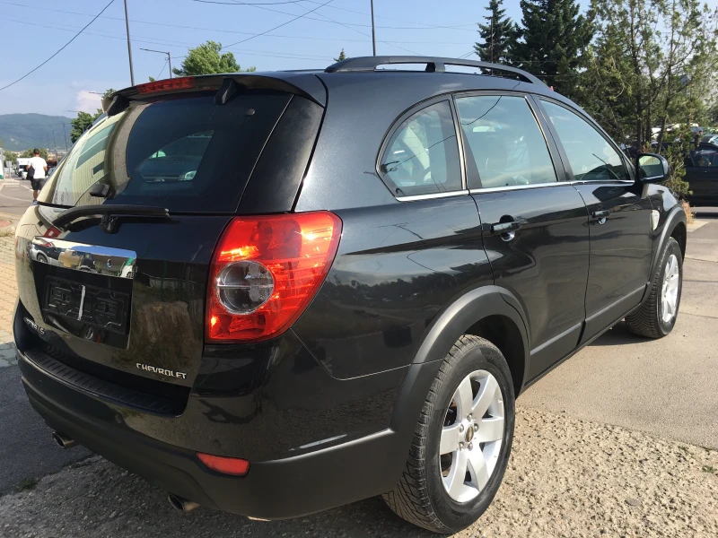 Chevrolet Captiva 2.0VCDI Навигация, 7-места Промоция , снимка 3 - Автомобили и джипове - 50673661