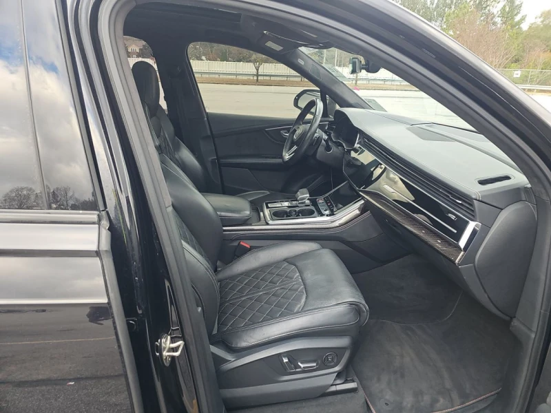 Audi SQ7 * CARFAX * БЕЗ ПЪРВОНАЧАЛНА ВНОСКА, снимка 8 - Автомобили и джипове - 52814925