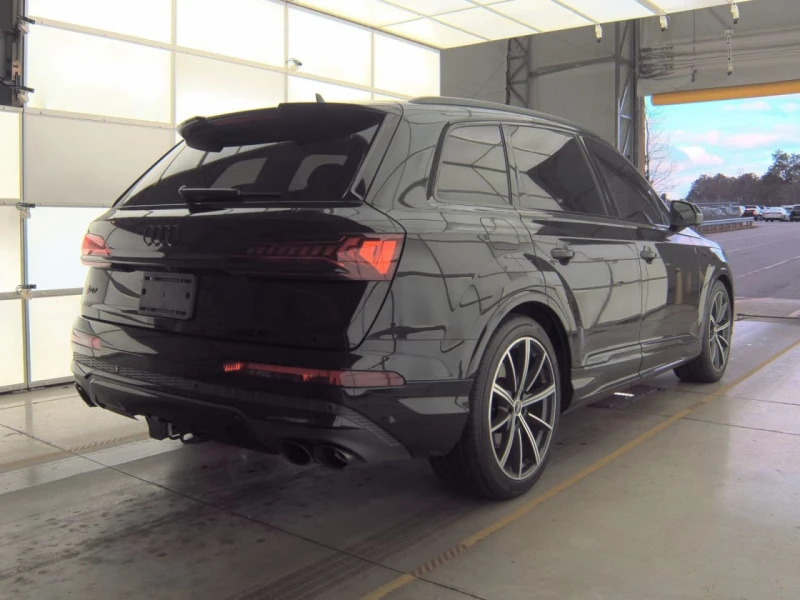 Audi SQ7 * CARFAX * БЕЗ ПЪРВОНАЧАЛНА ВНОСКА, снимка 4 - Автомобили и джипове - 52814925