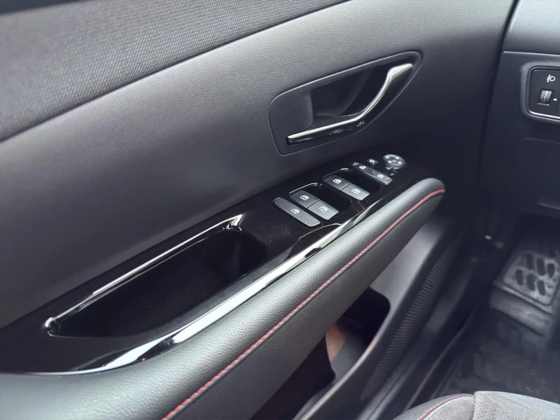 Hyundai Tucson N line, снимка 11 - Автомобили и джипове - 53406648