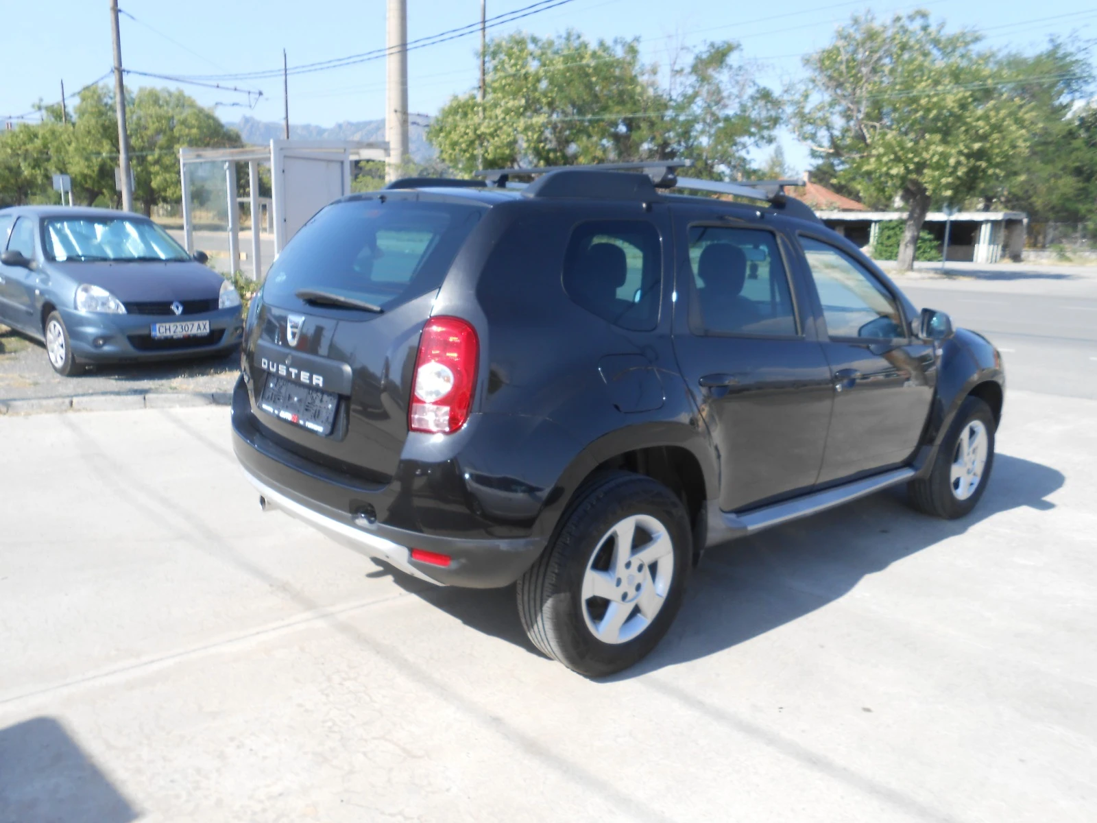 Dacia Duster 1.6i-Gpl-Euro-5B - изображение 5