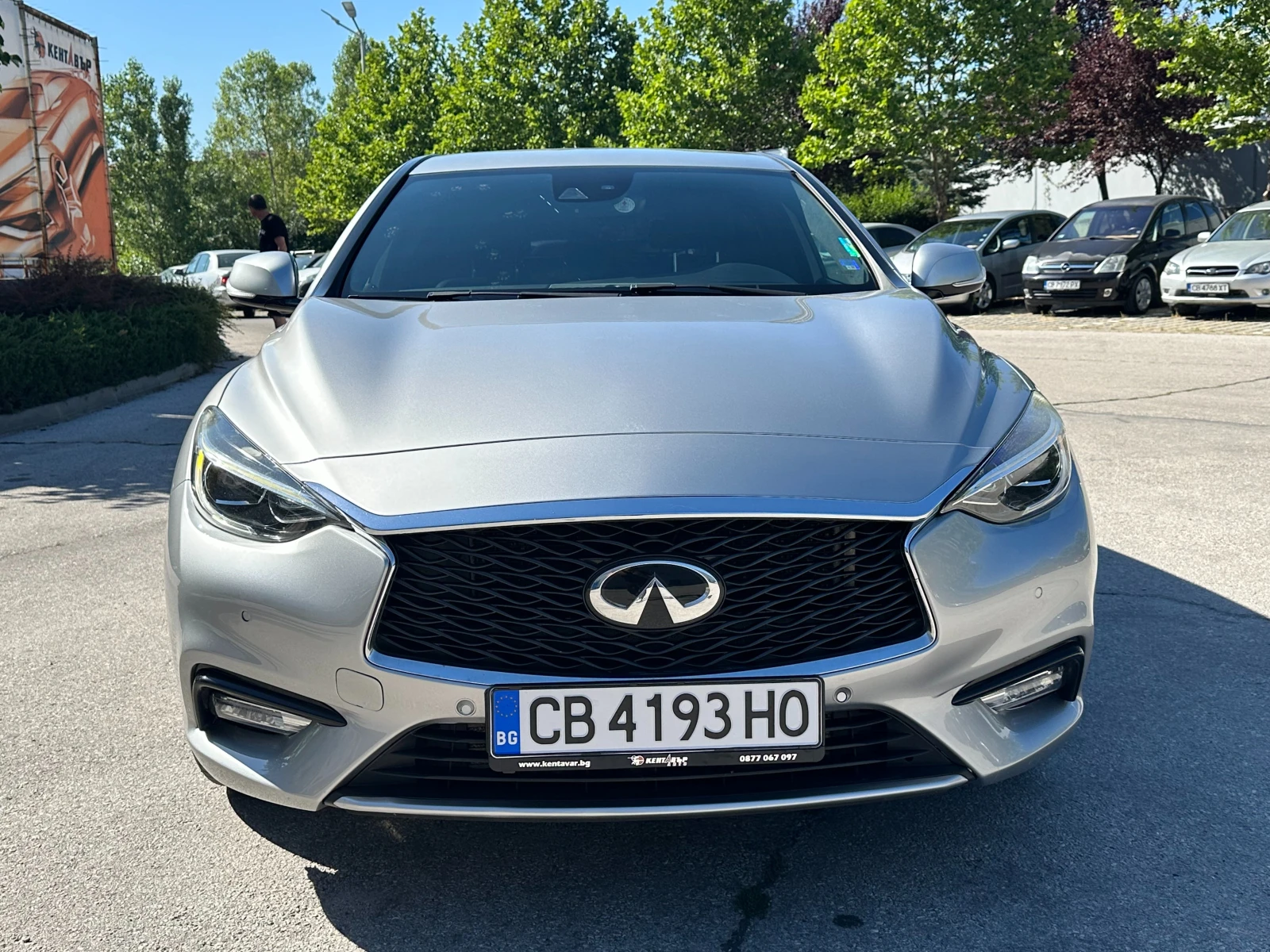 Infiniti Q30 2.1D 170кс Автомат - изображение 7