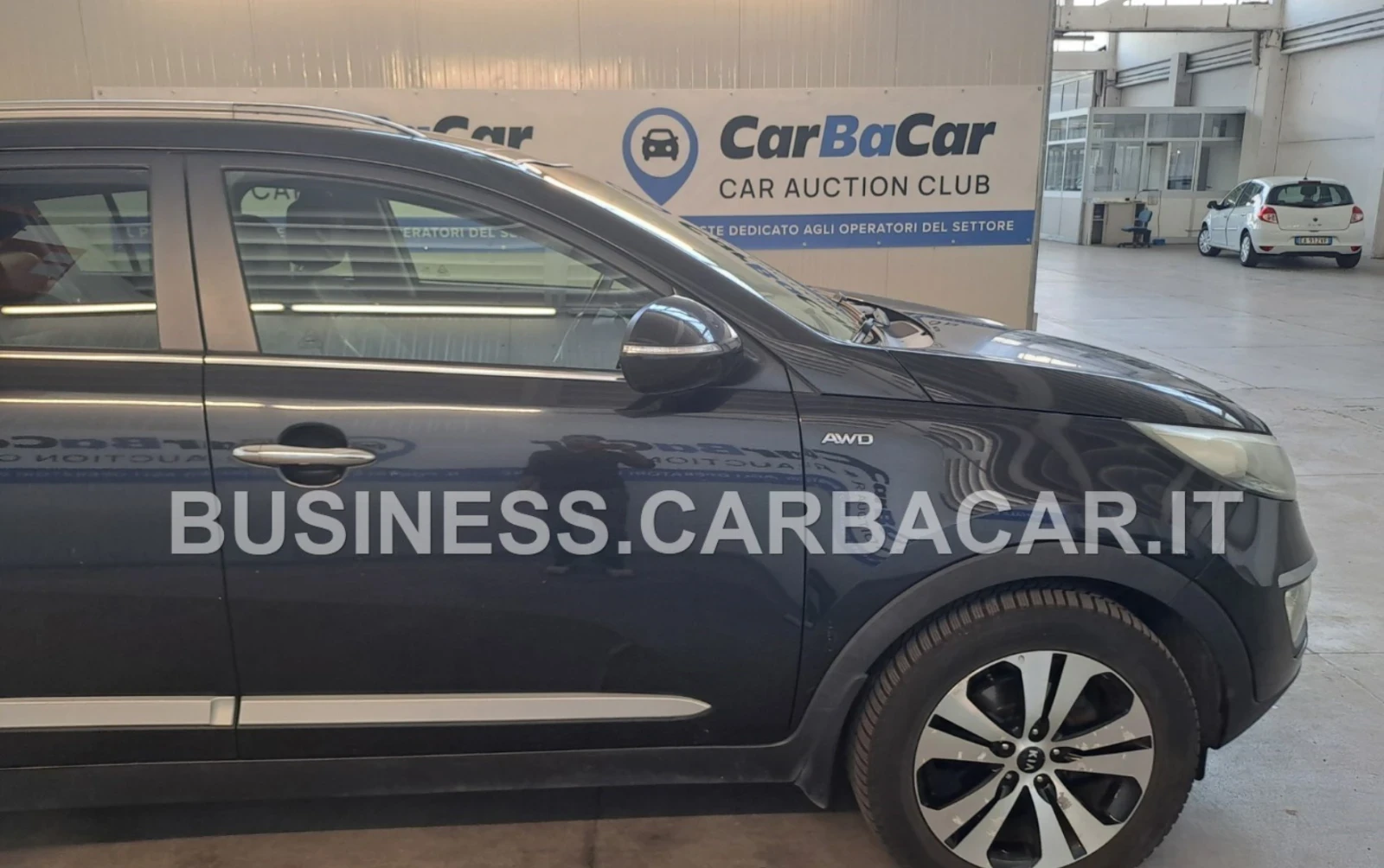 Kia Sportage 2.0 crdi R AWD 184k.s / FULL / - СЕРВ.ИЗТОРИЯ ! - изображение 7