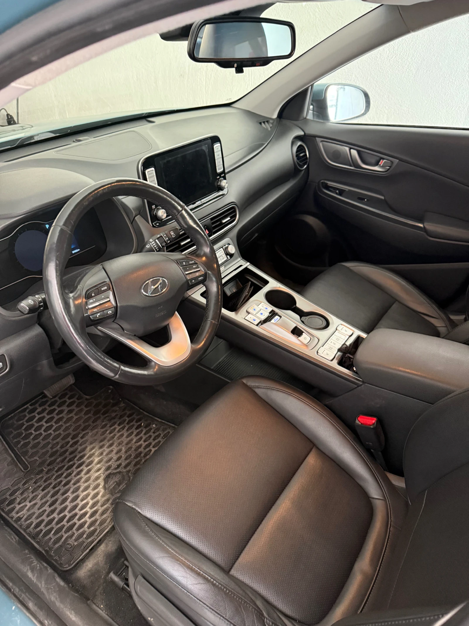 Hyundai Kona 64 kWh - изображение 5