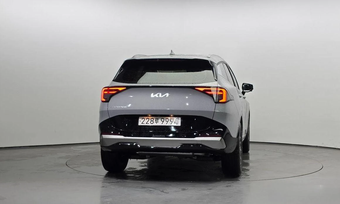 Kia Sportage Gasoline 1.6 Turbo 2WD Signature - изображение 4