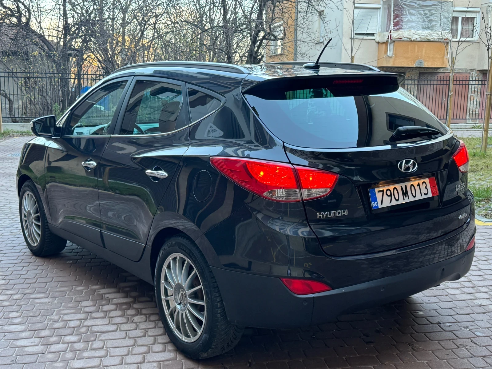 Hyundai IX35 2.0CRDI/4WD/AVTOMATIK/PANORAMA! - изображение 4
