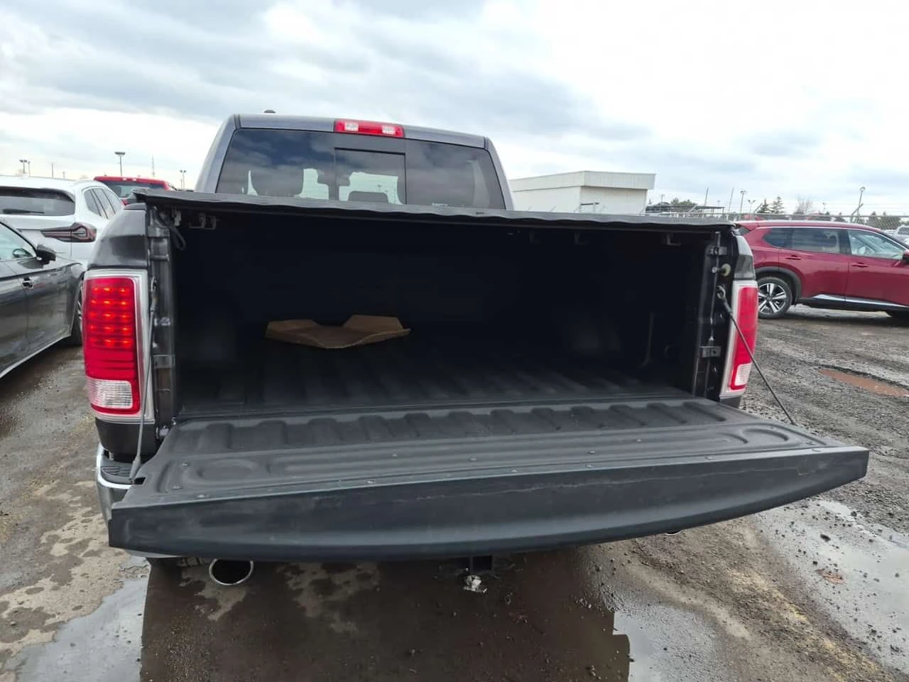 Dodge RAM 1500 LIMITED | HEMI V8 | 4x4 | ПОДГРЕВИ , снимка 14 - Автомобили и джипове - 53940461