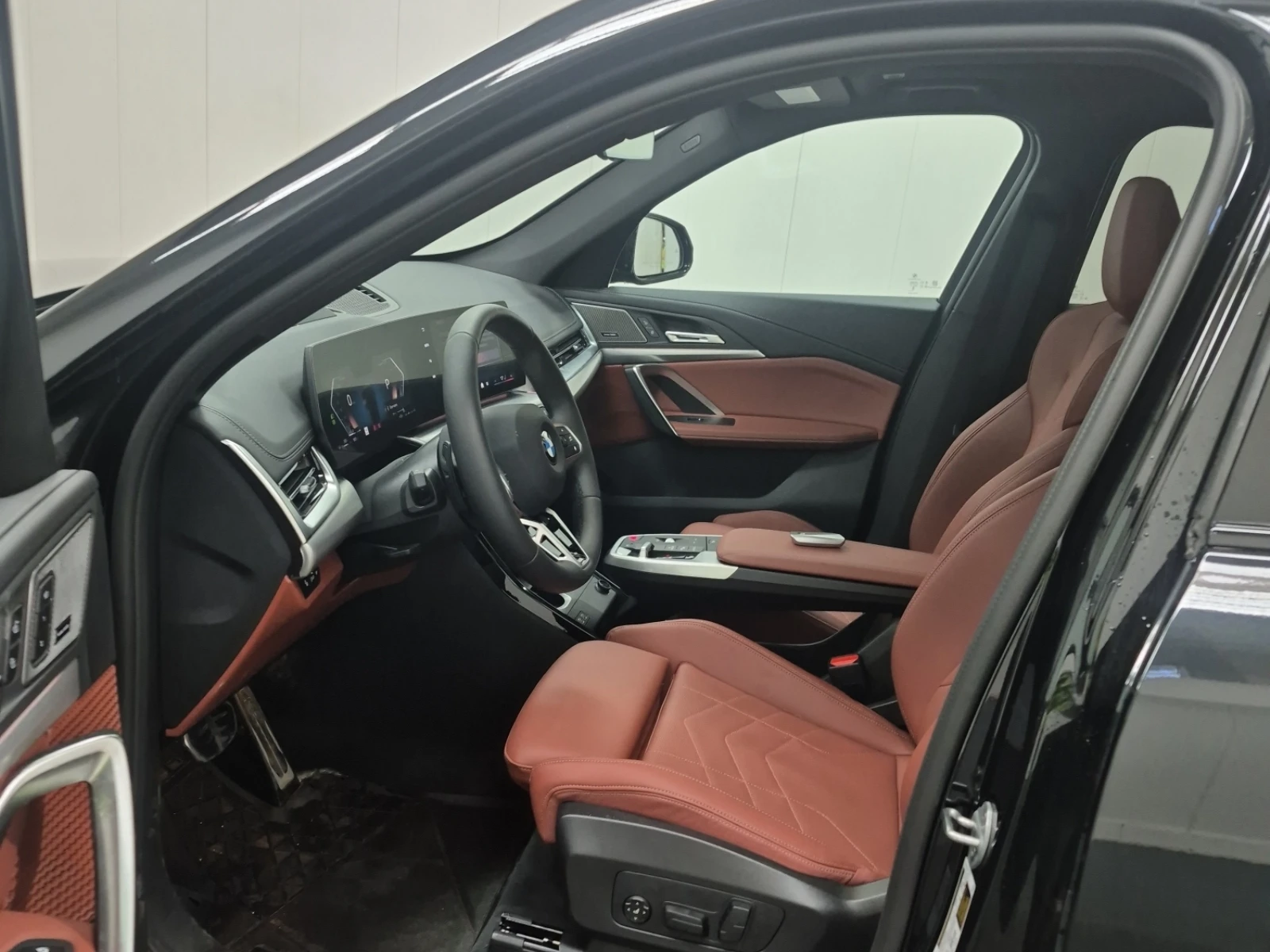 BMW X1 M-PACK* HEAD-UP* ПОДГРЕВ* HARMAN* PANORAMA, снимка 8 - Автомобили и джипове - 54526321