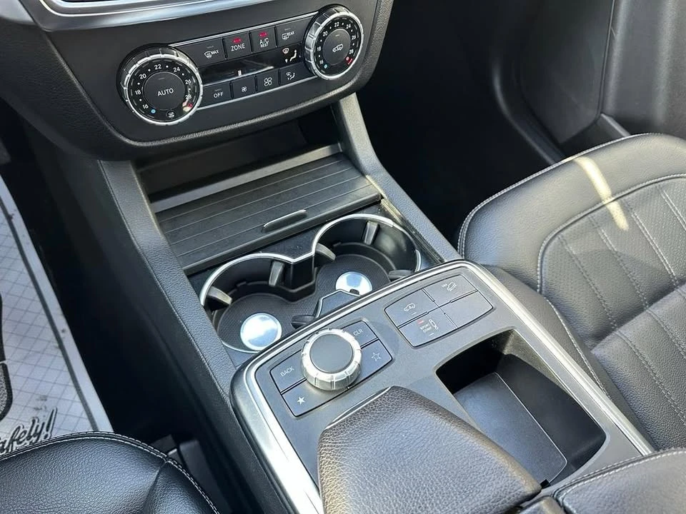 Mercedes-Benz GL 450 * 4Matic* АВТОКРЕДИТ БЕЗ ПЪРВОНАЧАЛНА ВНОСКА* , снимка 15 - Автомобили и джипове - 54791397