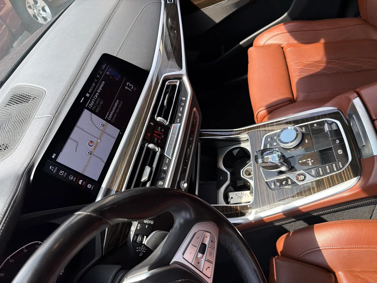 BMW X7 Xdrive40i - DISTRONIC * ����� * BMW INDIVIDUAL  | Mobile.bg � ����������� 10