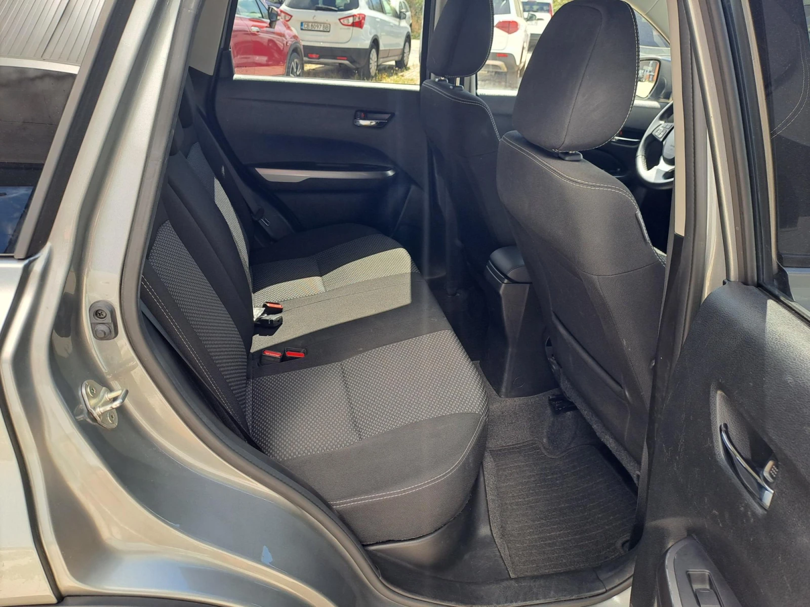 Suzuki Vitara 1.4 GL+ Booster jet Mild Hybrid 4X4, снимка 12 - Автомобили и джипове - 55985242