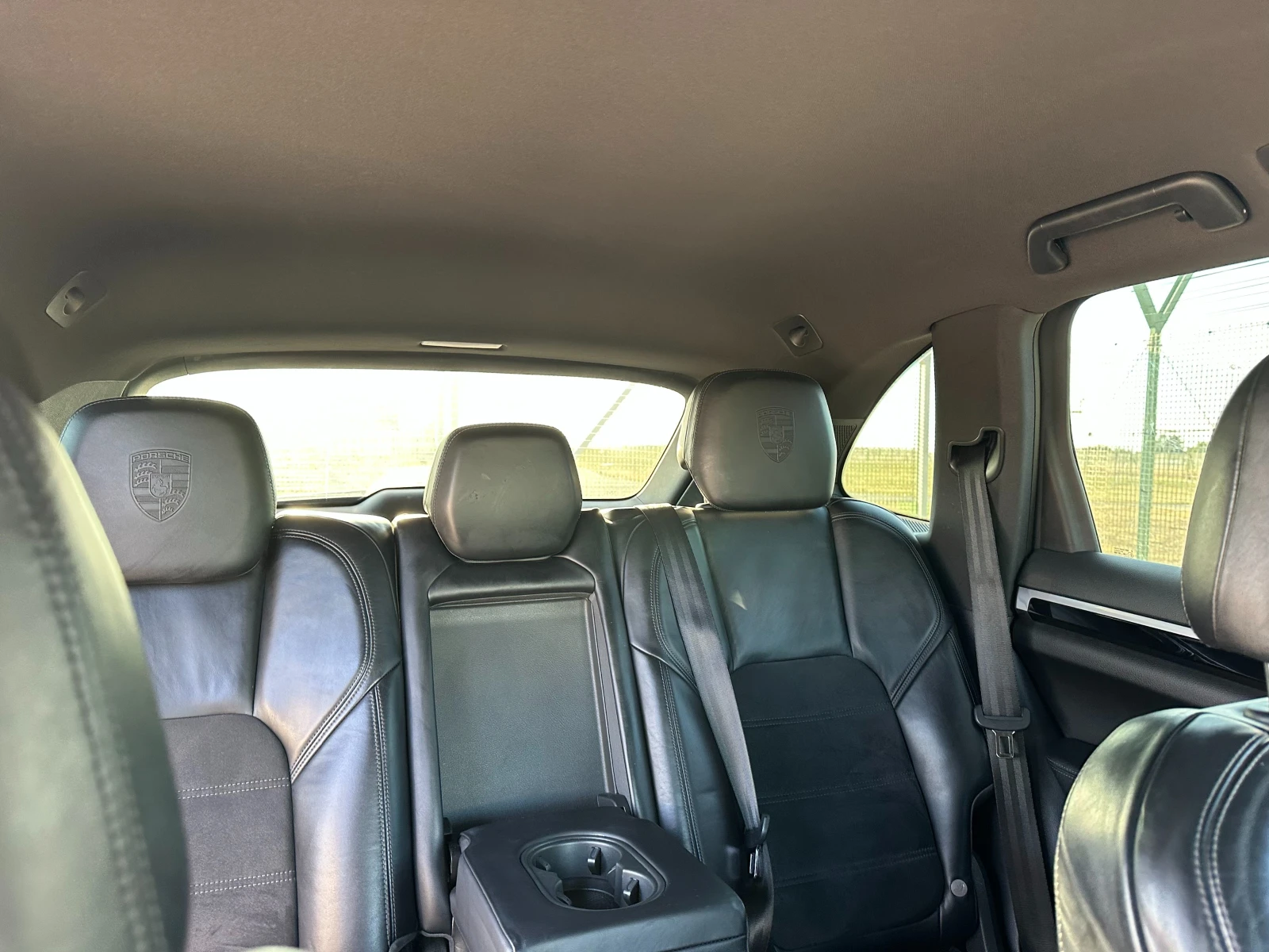 Porsche Cayenne PLATINUM EDITION* BOSE* Porsche Dynamic, снимка 8 - Автомобили и джипове - 56062263