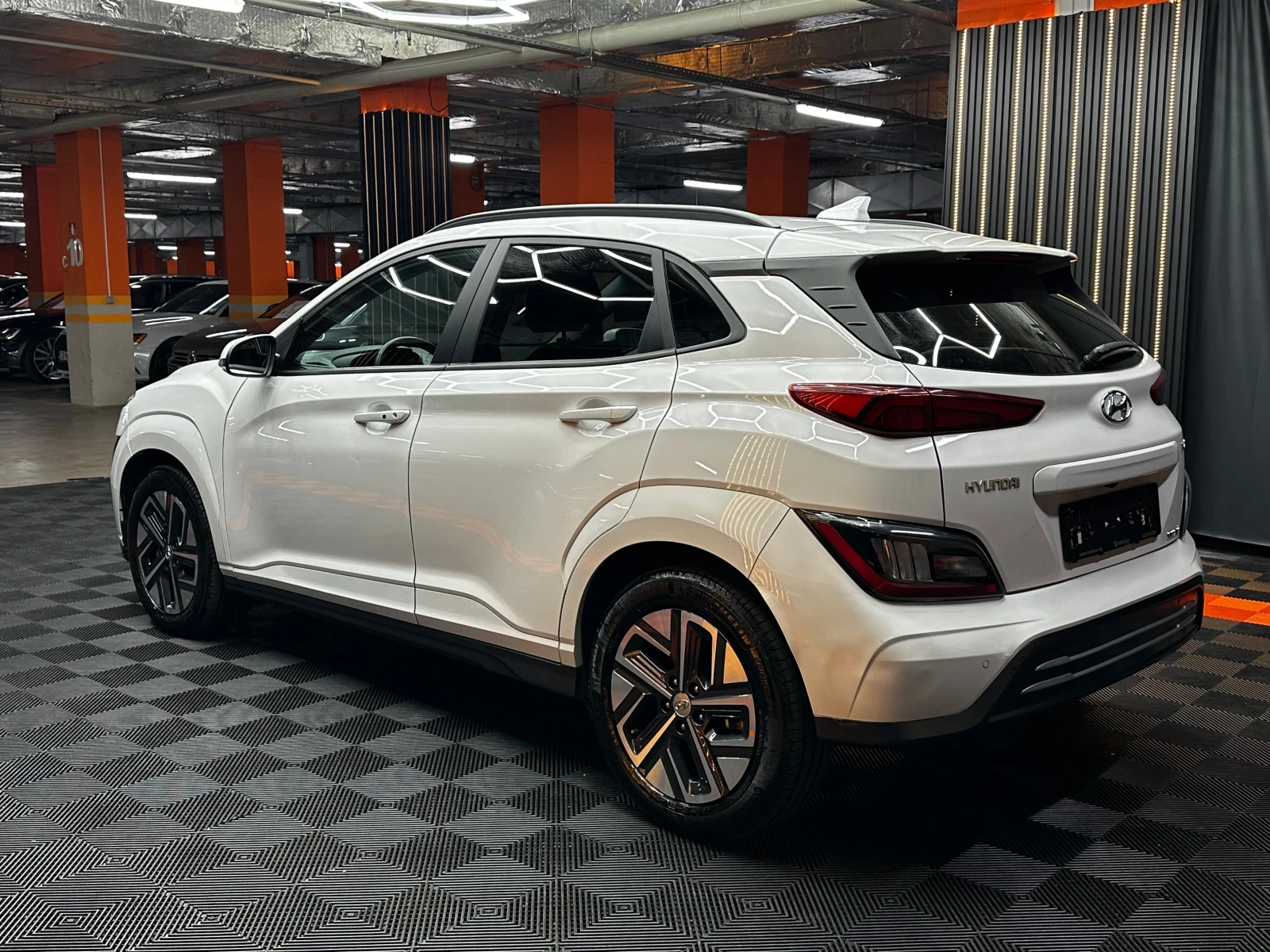 Hyundai Kona Facelift/64kw/48800km/Exclusive 2WD, снимка 5 - Автомобили и джипове - 56070281