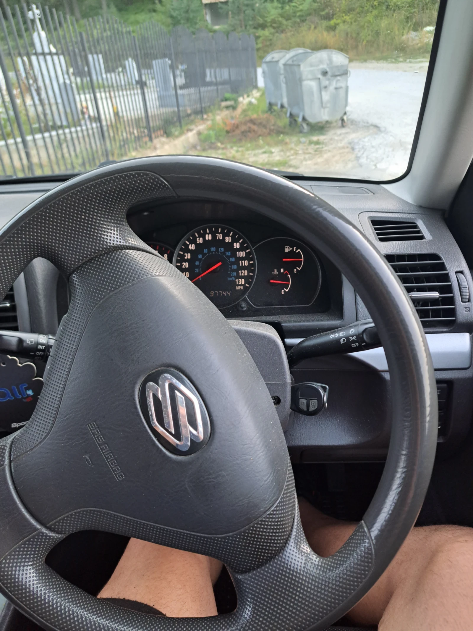 Suzuki Grand vitara 2.0, снимка 8 - Автомобили и джипове - 56078952