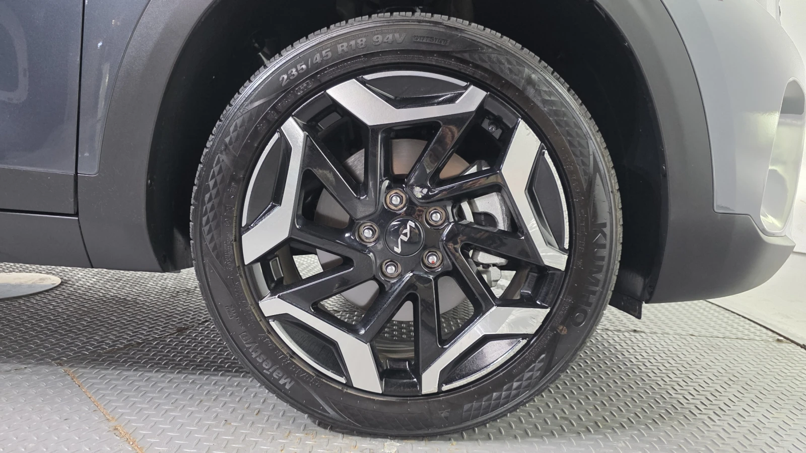Kia Seltos Gasoline 1.6 Turbo 4WD Signature autogeorge.com, снимка 8 - Автомобили и джипове - 56137330