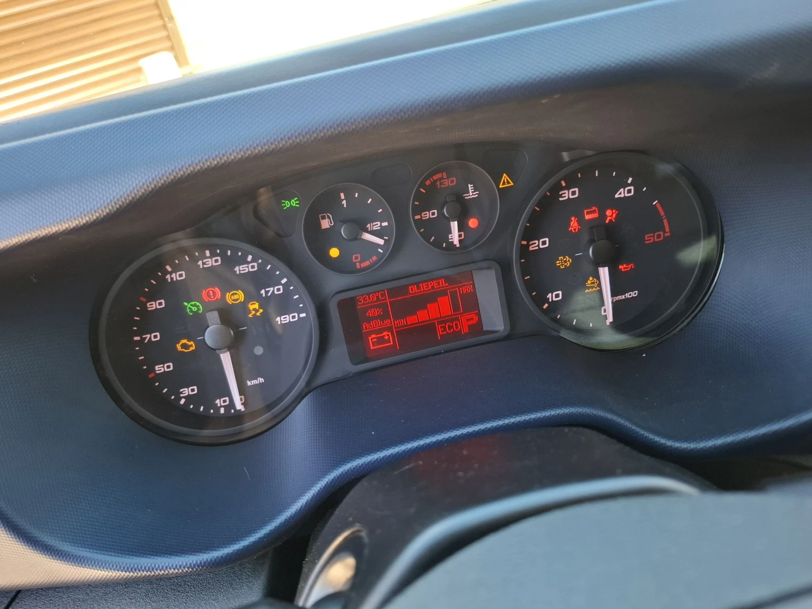 Iveco 35c18 35C18 - изображение 10
