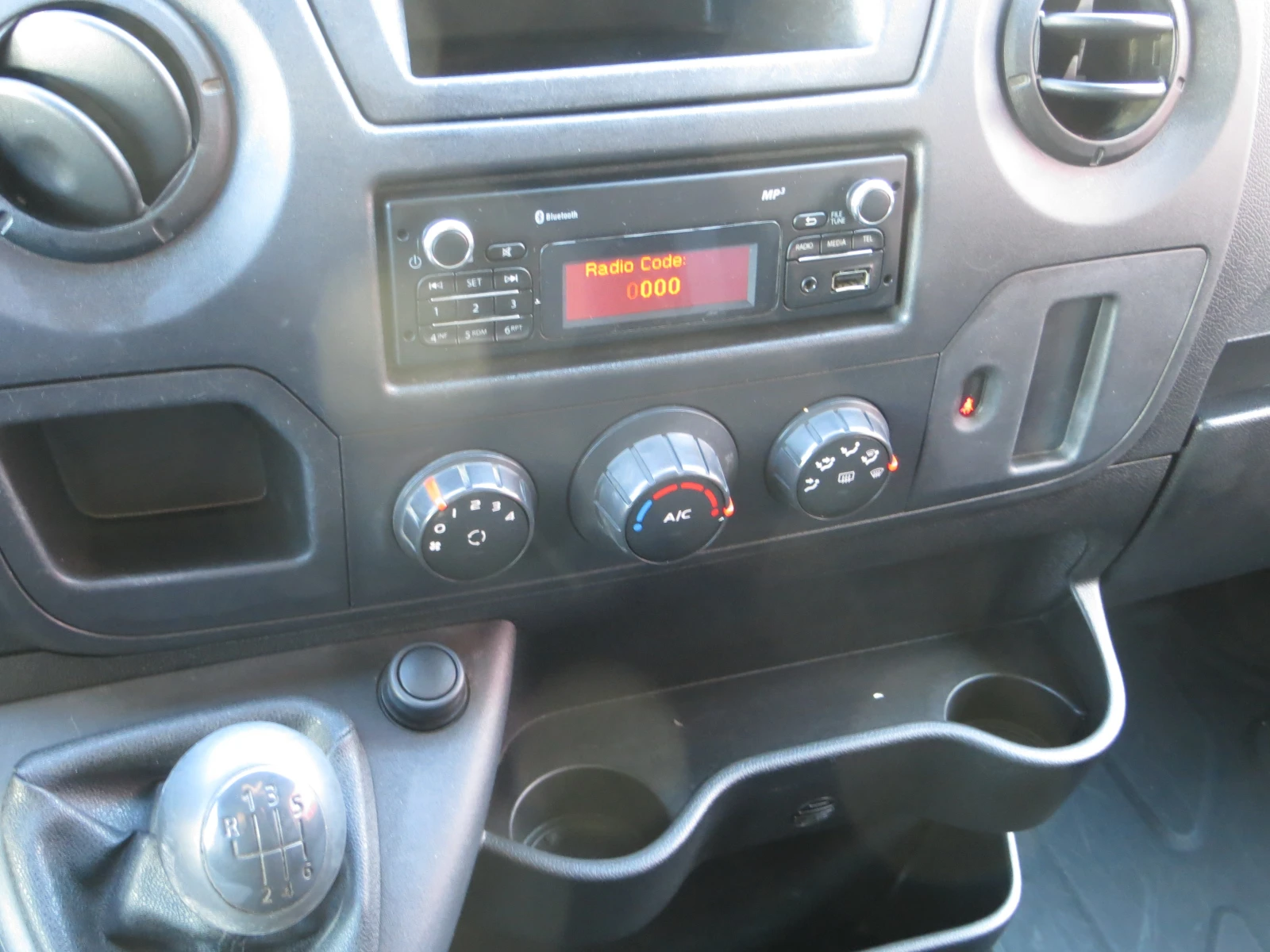 Renault Master 2.3 DCI - изображение 8