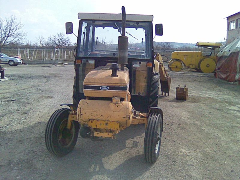 Багер New Holland Ford, снимка 1 - Индустриална техника - 24227715