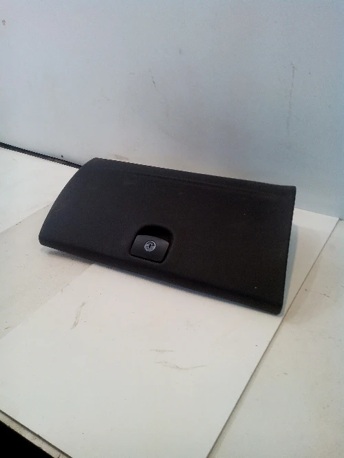 Жабка Пежо 407