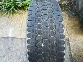 Гуми Зимни 225/65R17, снимка 3