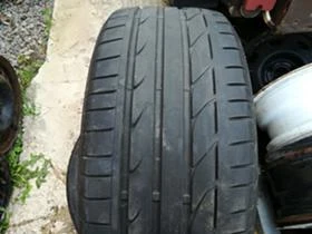 Гуми Летни 225/40R18, снимка 1