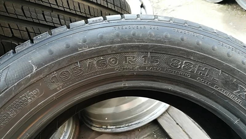 Гуми Летни 195/60R15, снимка 7 - Гуми и джанти - 25612354