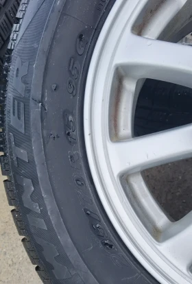 Гуми с джанти Pirelli 205/70R15, снимка 7 - Гуми и джанти - 48788626