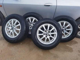 Гуми с джанти Pirelli 205/70R15, снимка 1 - Гуми и джанти - 48788626