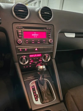 Audi A3 1.6 TDI 105 к.с. Закупена от Порше София Запад, снимка 11