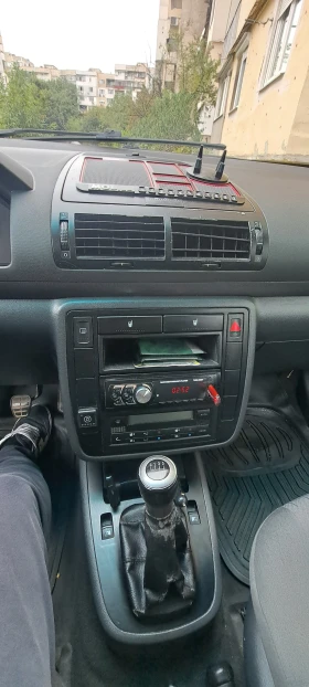 Seat Alhambra 2.0i 116 к.с газ-бензин, снимка 10