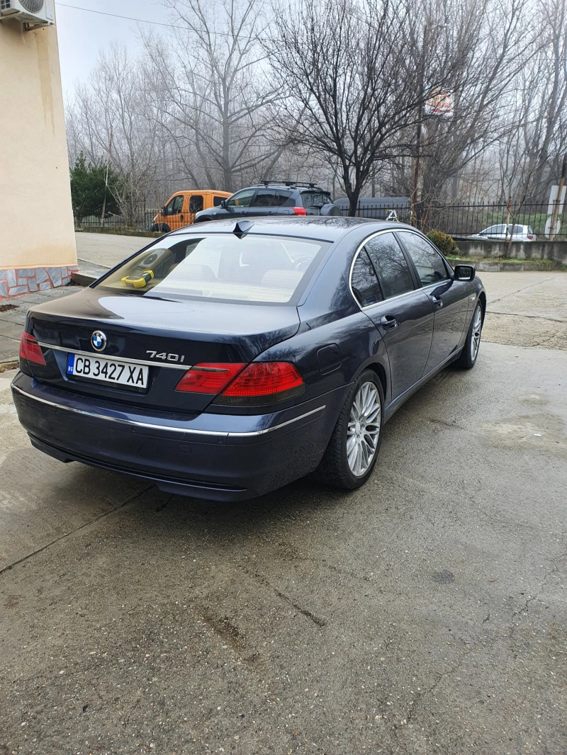 BMW 740, снимка 12 - Автомобили и джипове - 47124845