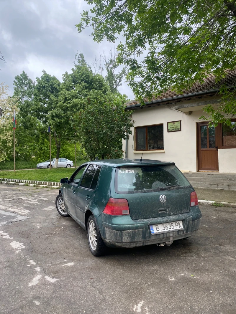 VW Golf, снимка 5 - Автомобили и джипове - 48181951