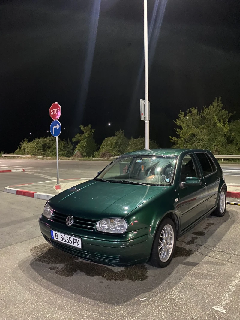 VW Golf, снимка 2 - Автомобили и джипове - 48181951