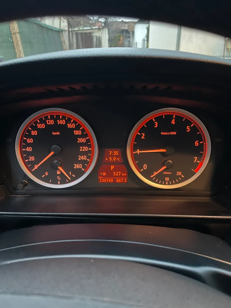 BMW 525 ix 4x4, снимка 8 - Автомобили и джипове - 48299447