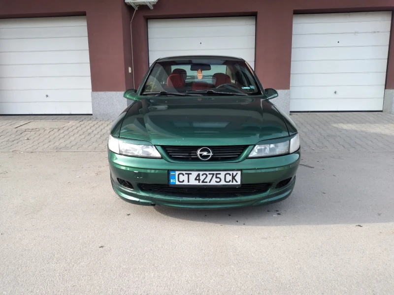 Opel Vectra 1.8 Газ/Бензин, снимка 2 - Автомобили и джипове - 48414444