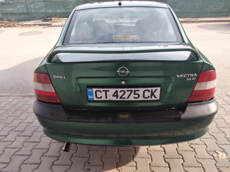 Opel Vectra 1.8 Газ/Бензин, снимка 7 - Автомобили и джипове - 48414444