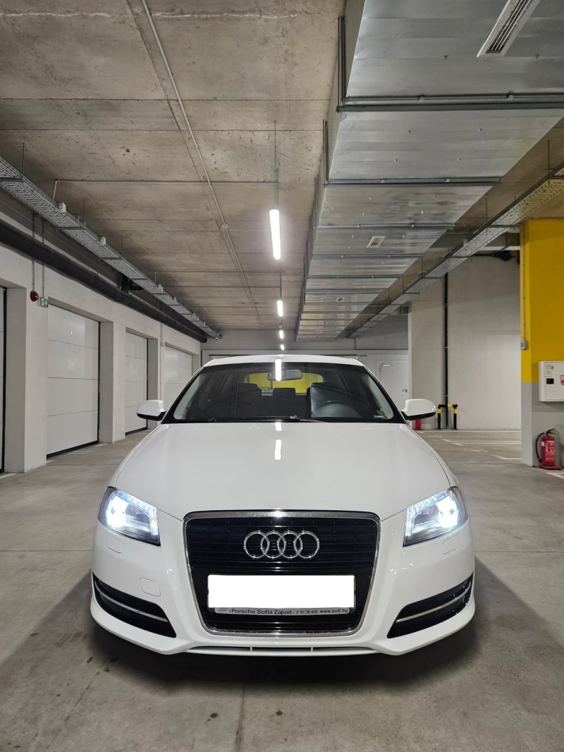 Audi A3 1.6 TDI 105 к.с. Закупена от Порше София Запад, снимка 2 - Автомобили и джипове - 50554657