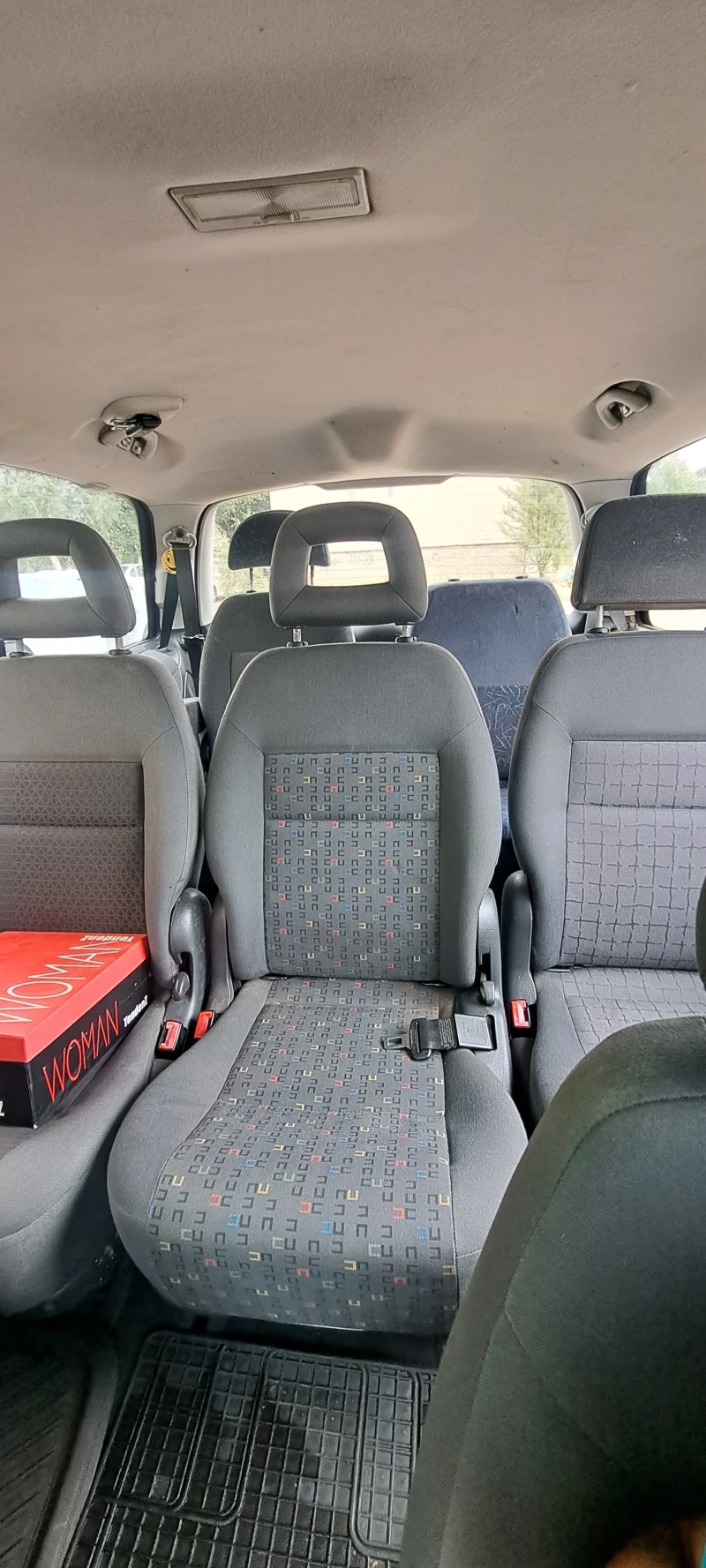 Seat Alhambra 2.0i 116 к.с газ-бензин, снимка 12 - Автомобили и джипове - 52570499