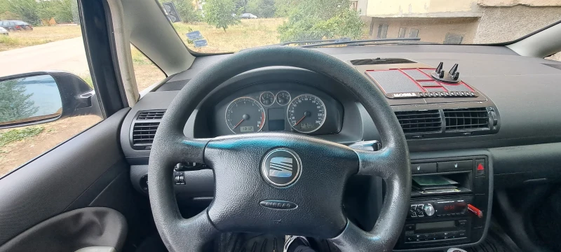 Seat Alhambra 2.0i 116 к.с газ-бензин, снимка 11 - Автомобили и джипове - 52570499